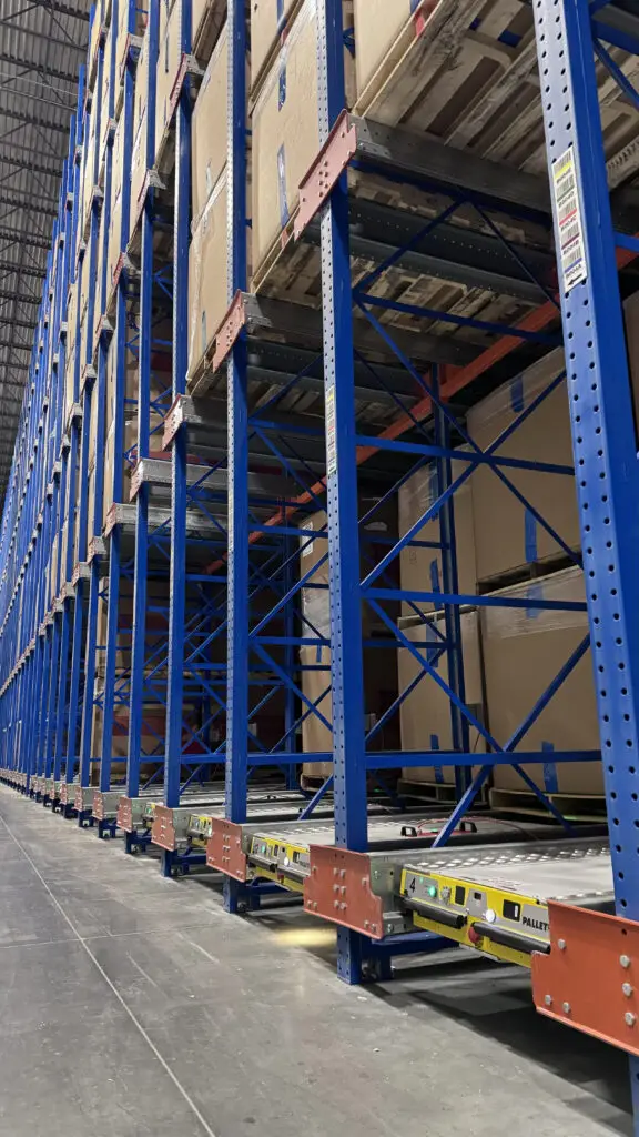 pallet shuttle system lanes with boxes